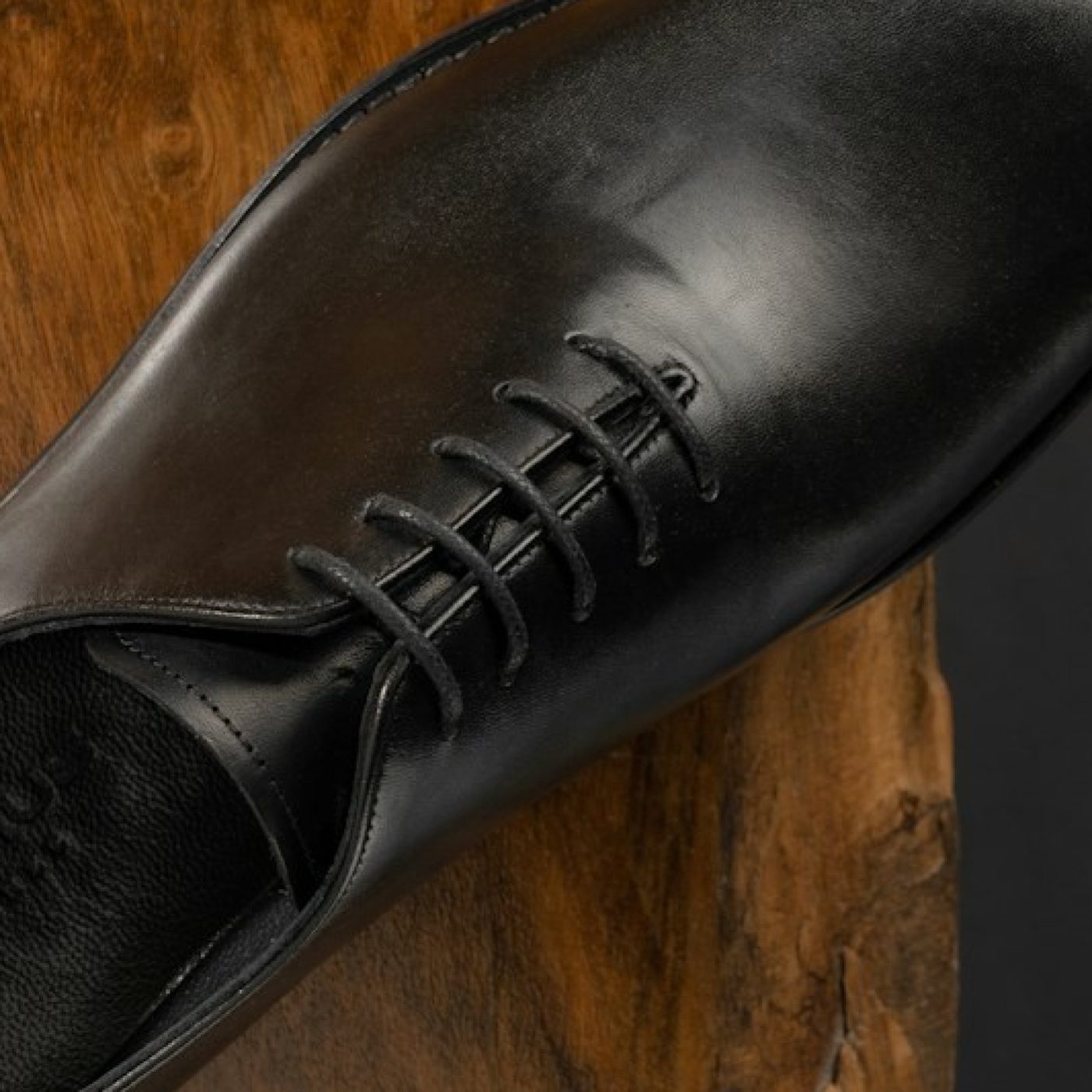 Derby Brogue Capri